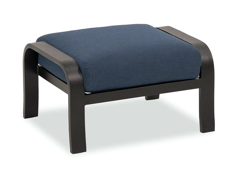 Solstice Aged Pronze Alumiini tyynyillä Patio Ottoman